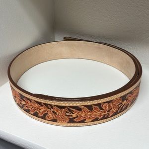 Nocona tooled belt size 40